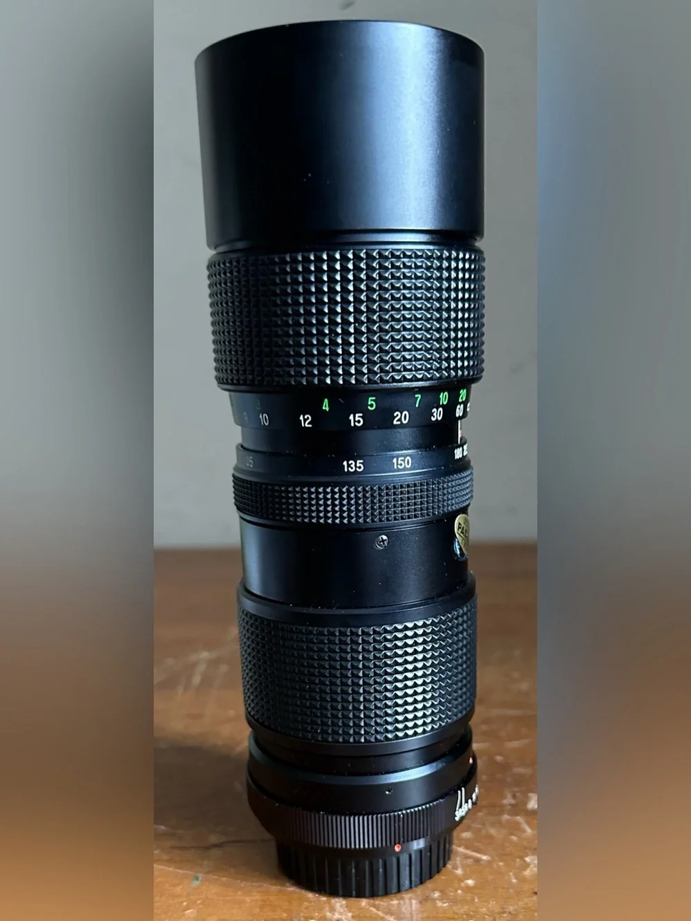 Vivitar 85-205mm f3.8  Auto Zoom Camera Lens 58mm w/Case & Cap Japan